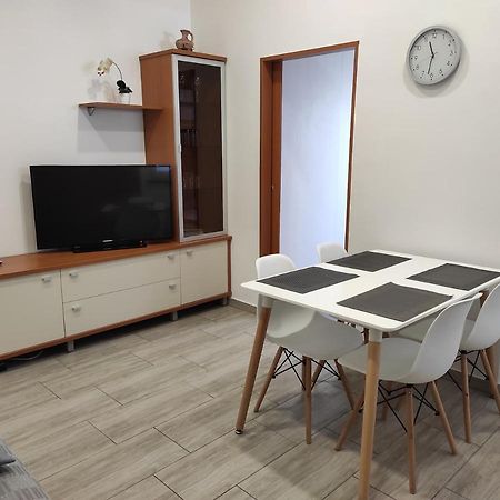 Apartment Lana Izola Bagian luar foto