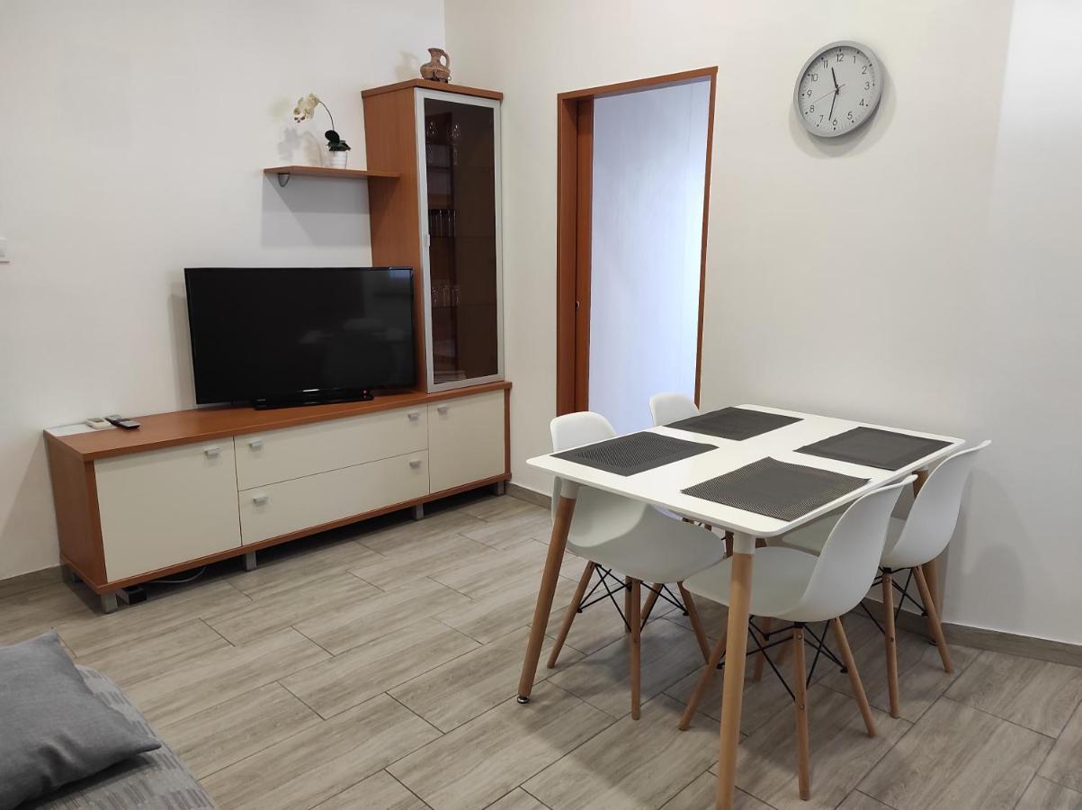 Apartment Lana Izola Bagian luar foto